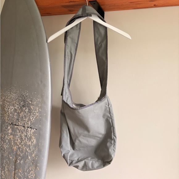 RARE vintage PLAYBOY UNIVERSITY shoulder sling bag - Picture 7 of 11